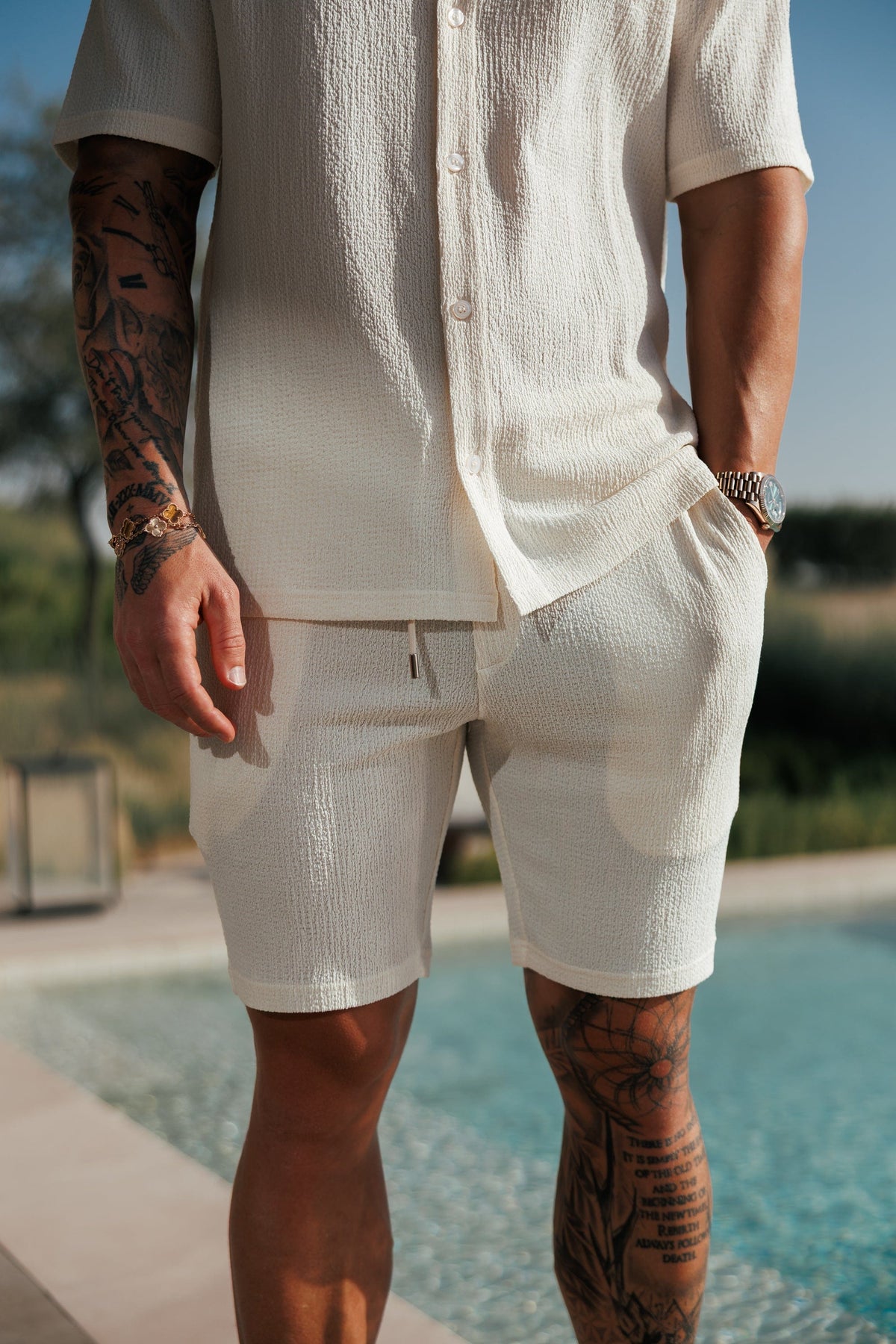 TEXTURED SHORTS - OFF WHITE